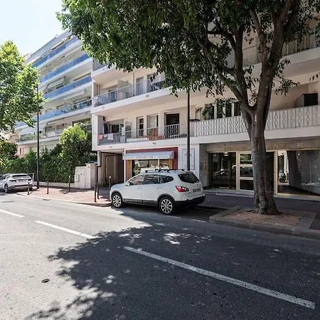 Tres Bel Confort A Juan Les Pins Apartman